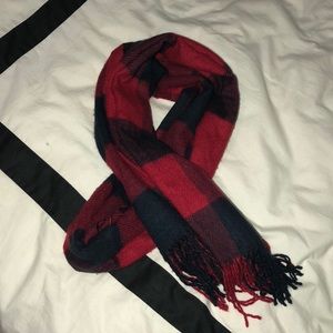 Abercrombie and Fitch scarf